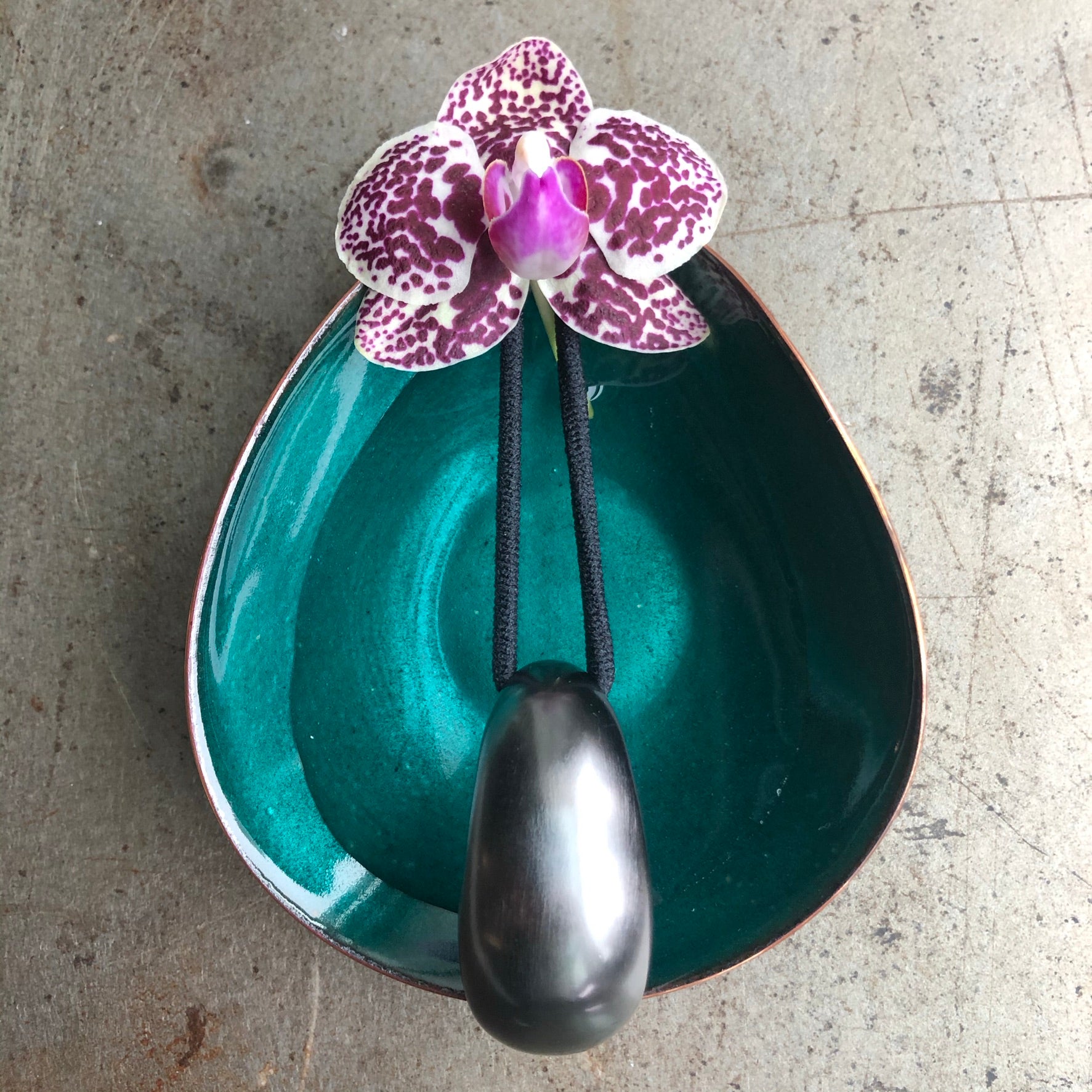 Metal Dome Ponytail Holder