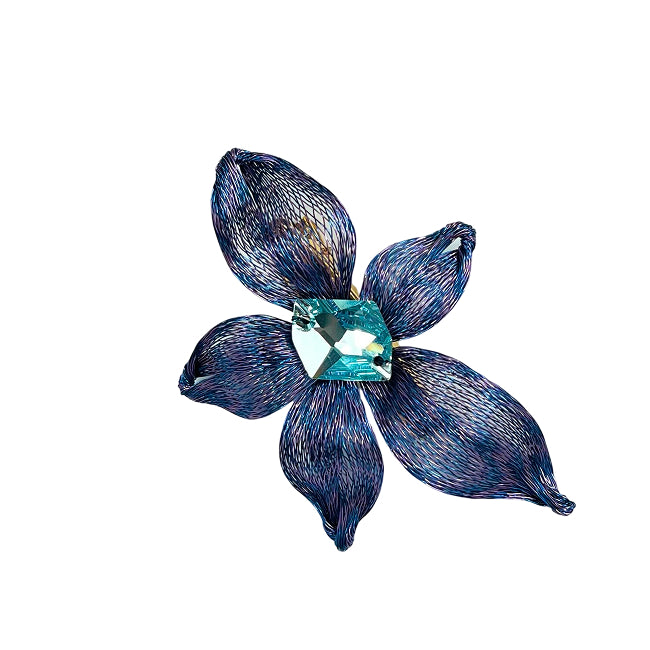 Mesh Blossom Beak Clip