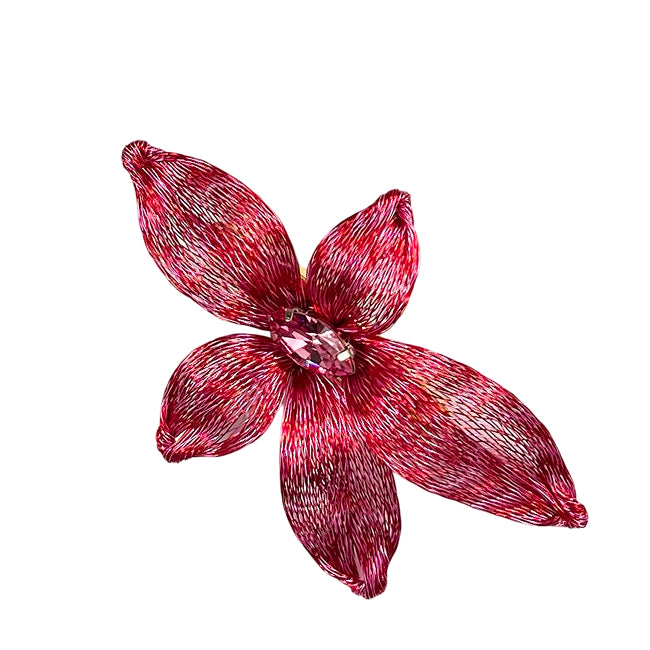 Mesh Blossom Beak Clip