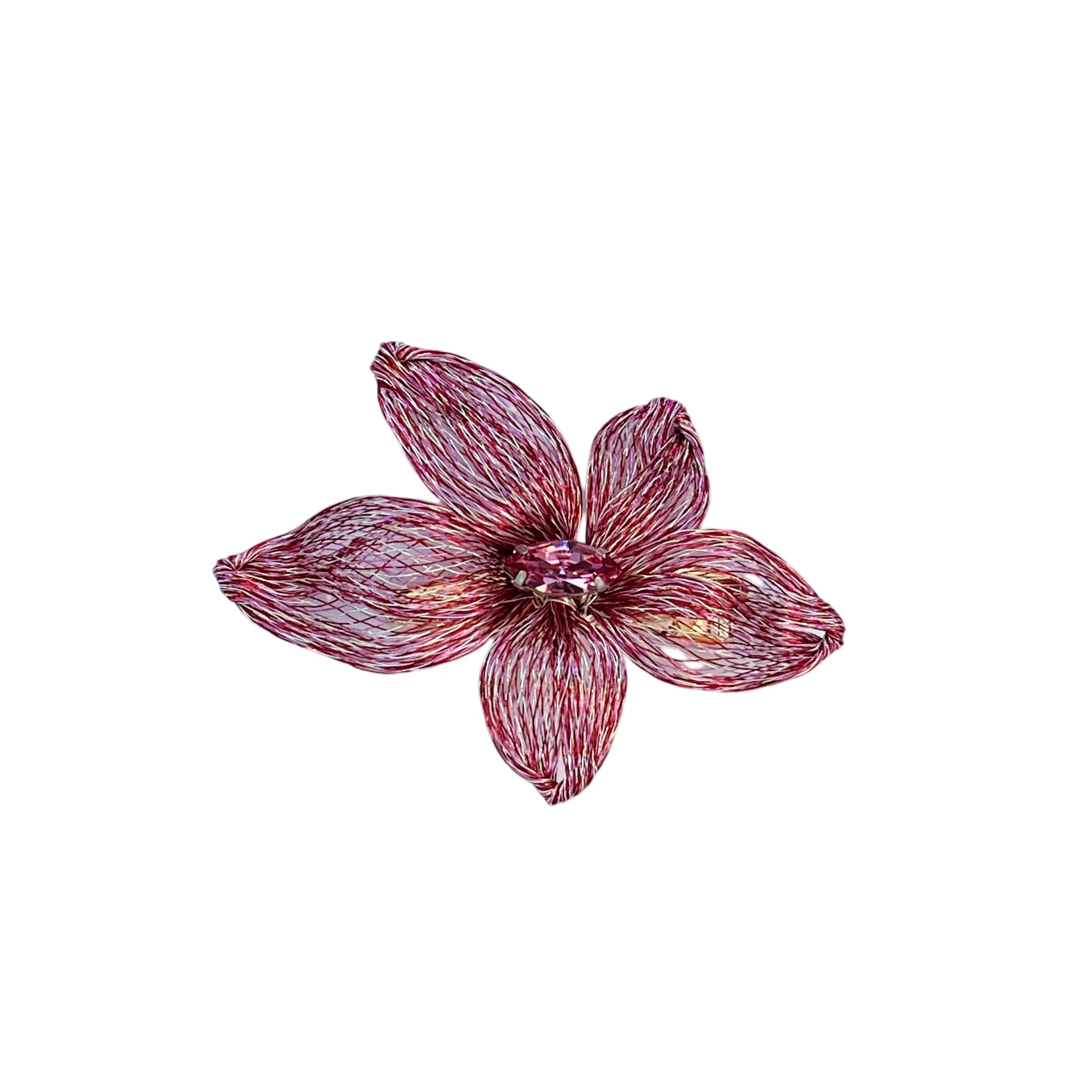 Diamond Blossom Mesh Beak Clip