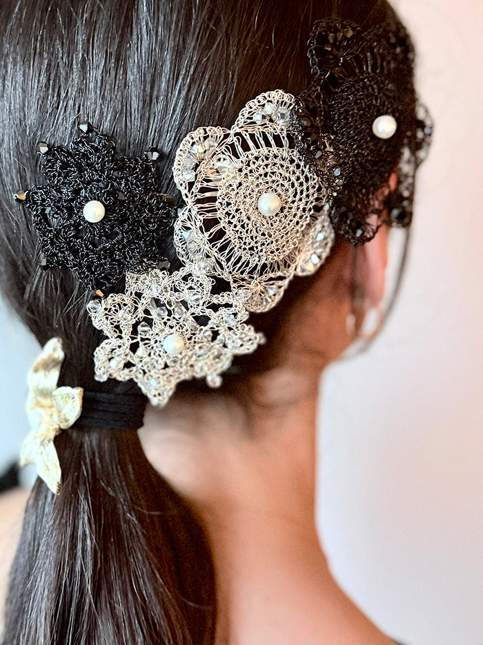 Lace Camelia Clip