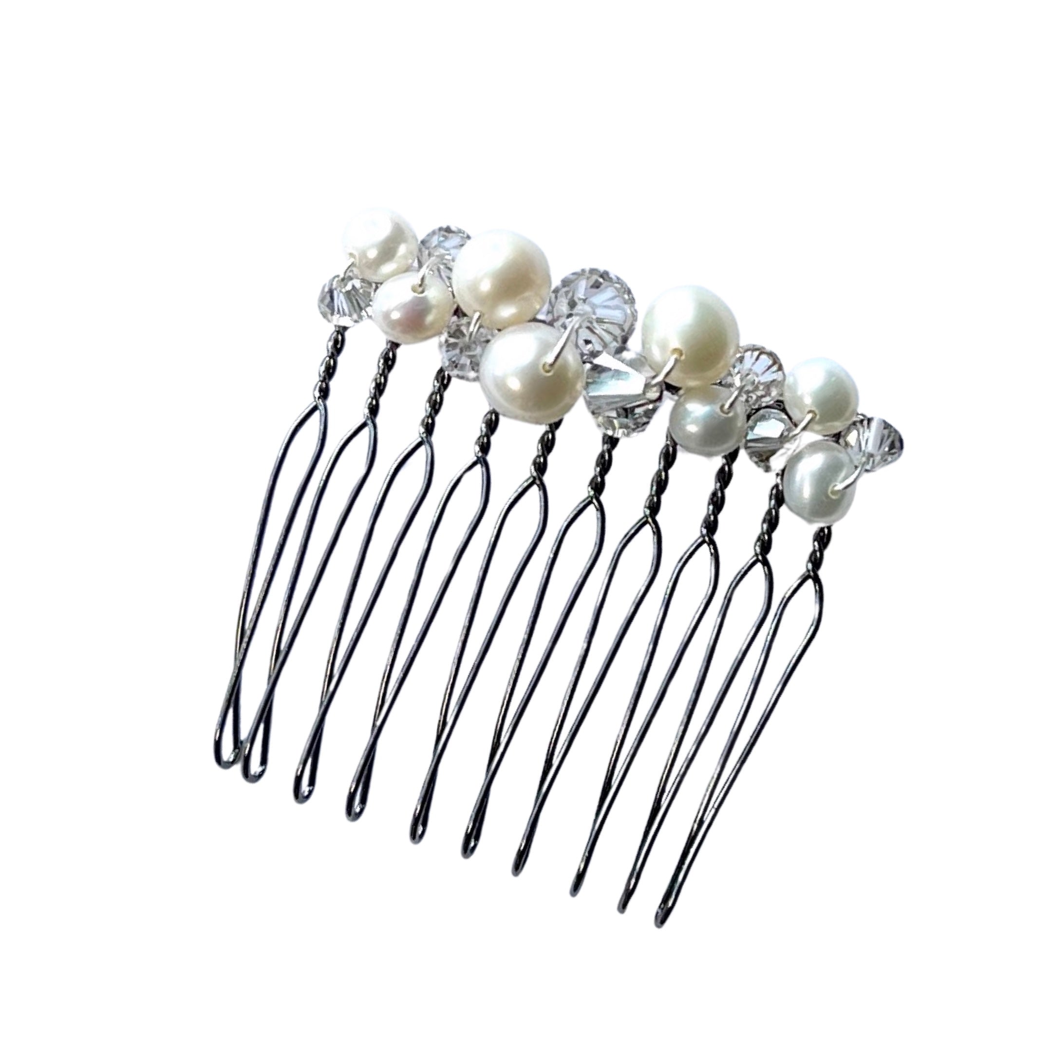 Lush Pearl Mini Comb