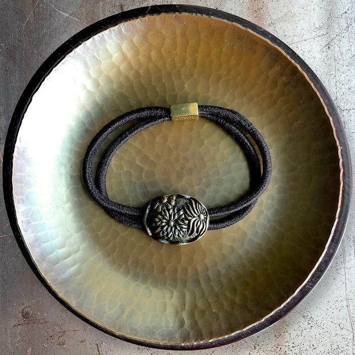 Bronze Chrysanthemum Pony